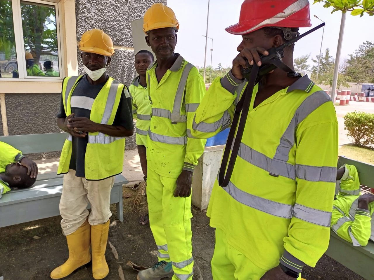 Personnel de chantier SGT